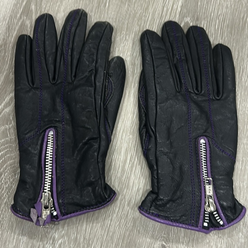 Women’s motorcycle gloves